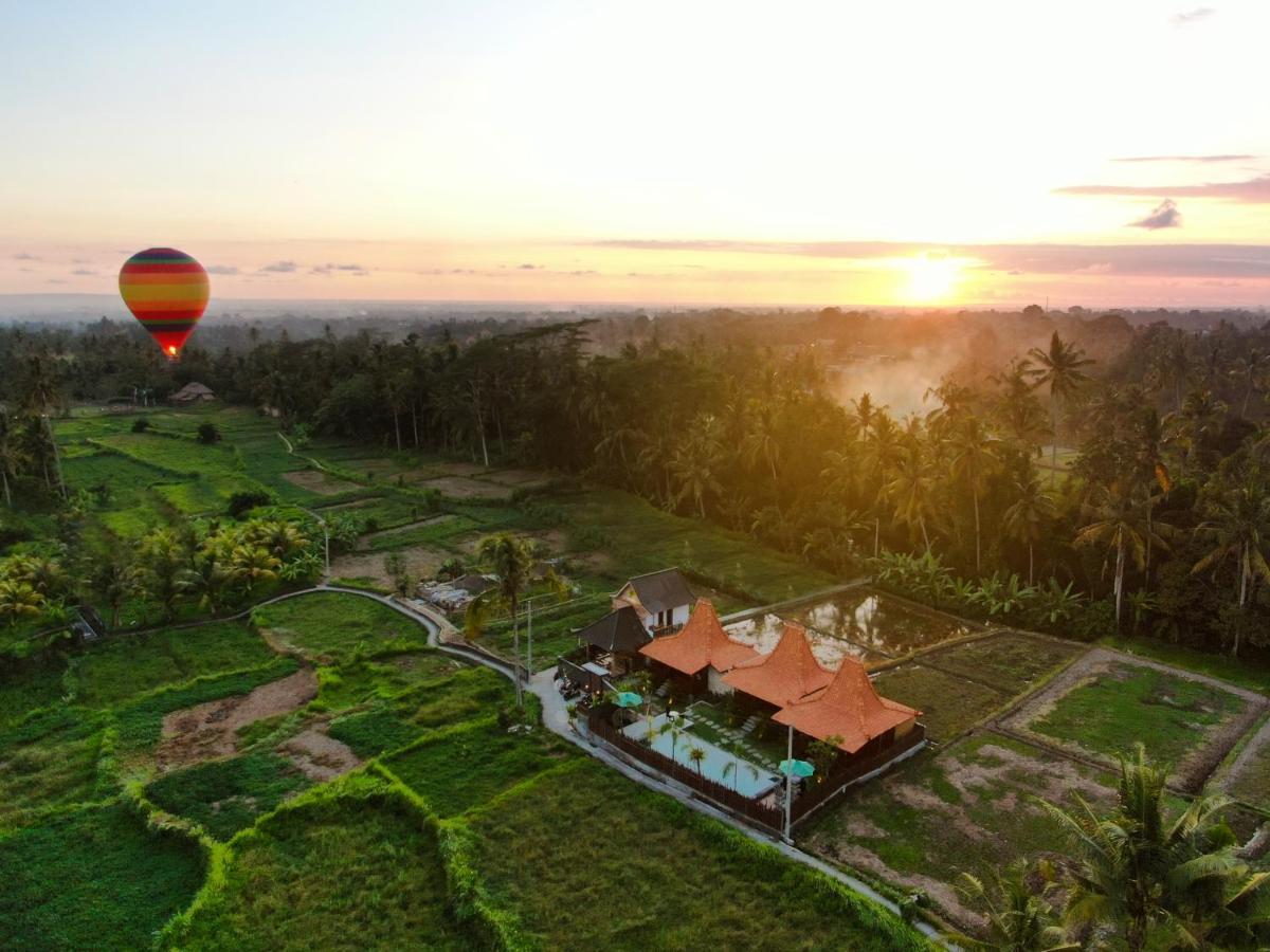 One Bedroom Grand Javanese Joglo Ubud 1 Buitenkant foto