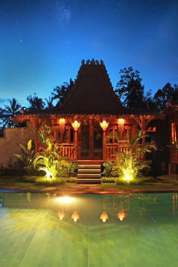 One Bedroom Grand Javanese Joglo Ubud 1 Buitenkant foto