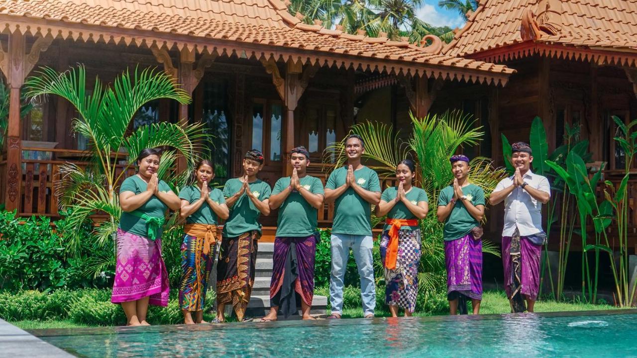 One Bedroom Grand Javanese Joglo Ubud 1 Buitenkant foto