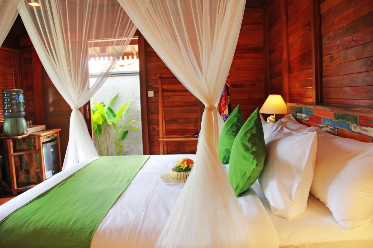 One Bedroom Grand Javanese Joglo Ubud 1 Buitenkant foto