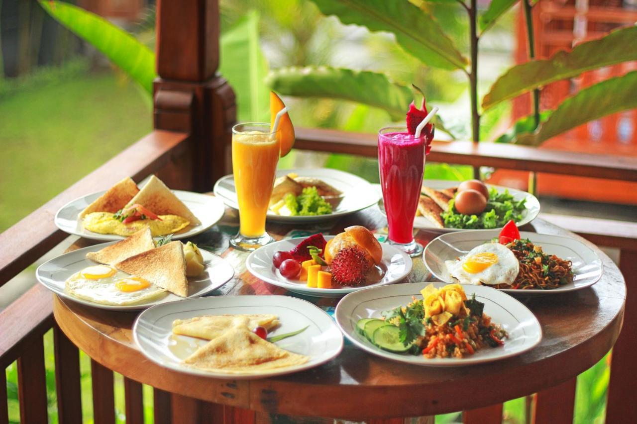 One Bedroom Grand Javanese Joglo Ubud 1 Buitenkant foto